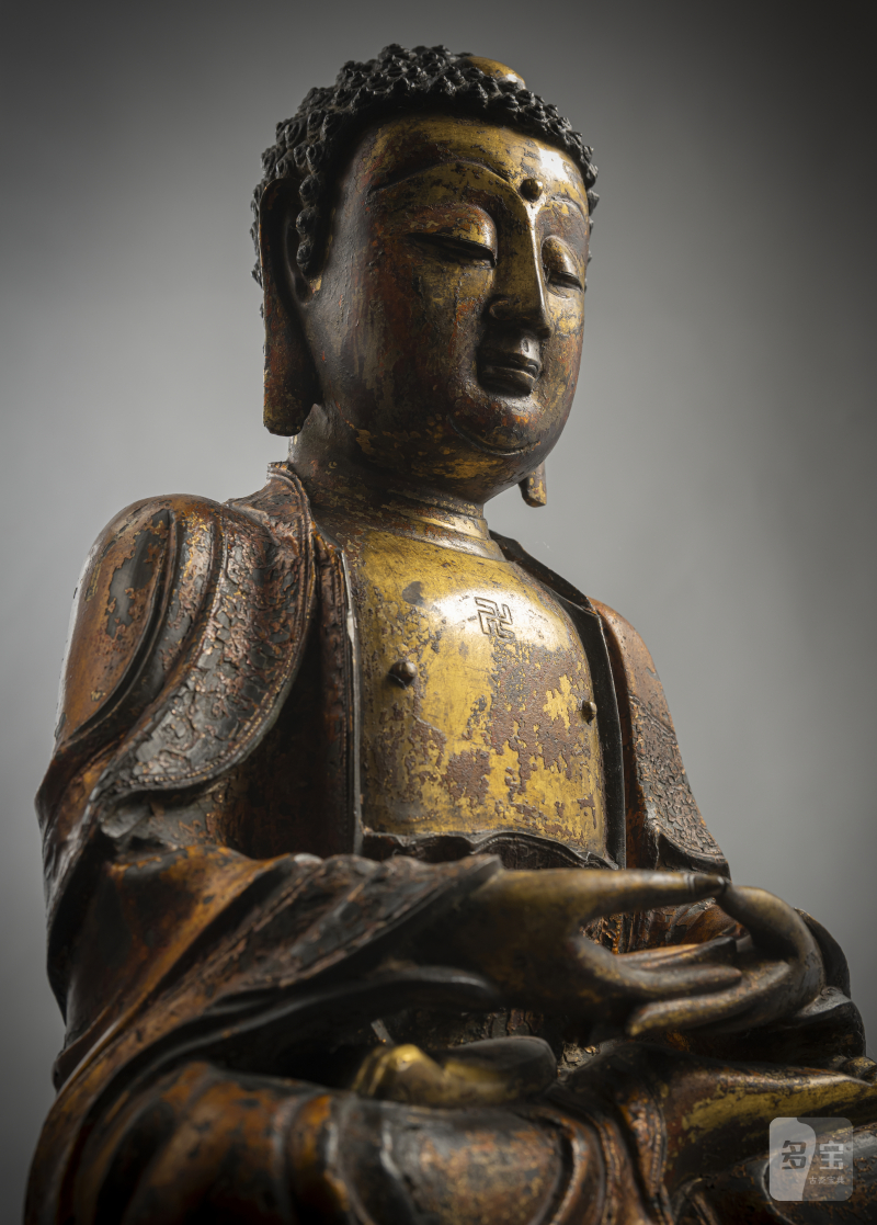 A GILT- AND RED-LACQUERED BRONZE FIGURE OF BUDDHA SHAKYAMUNI - 图4